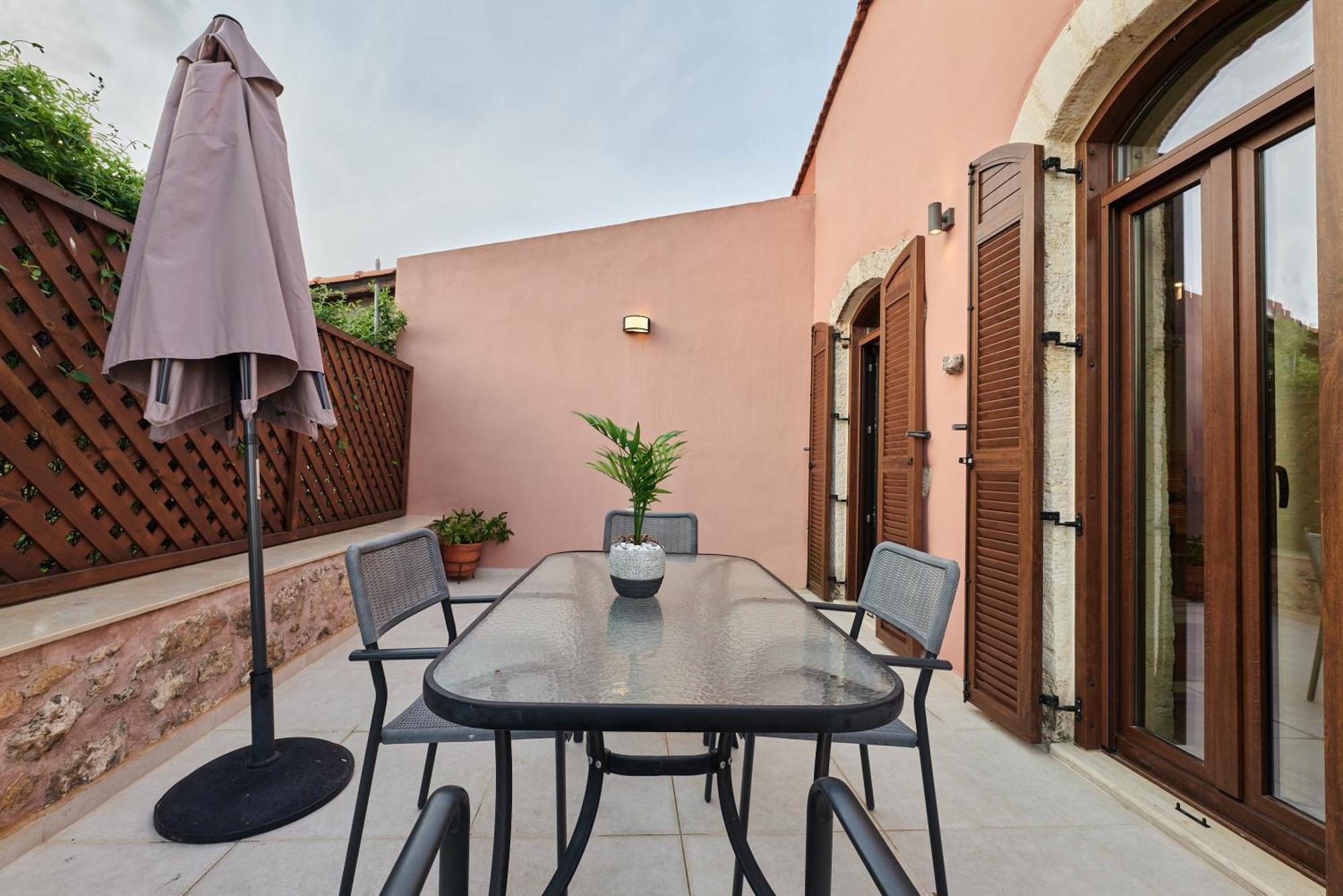 Stone Villa With Swimming Pool-Bbq! Melidhónion 外观 照片