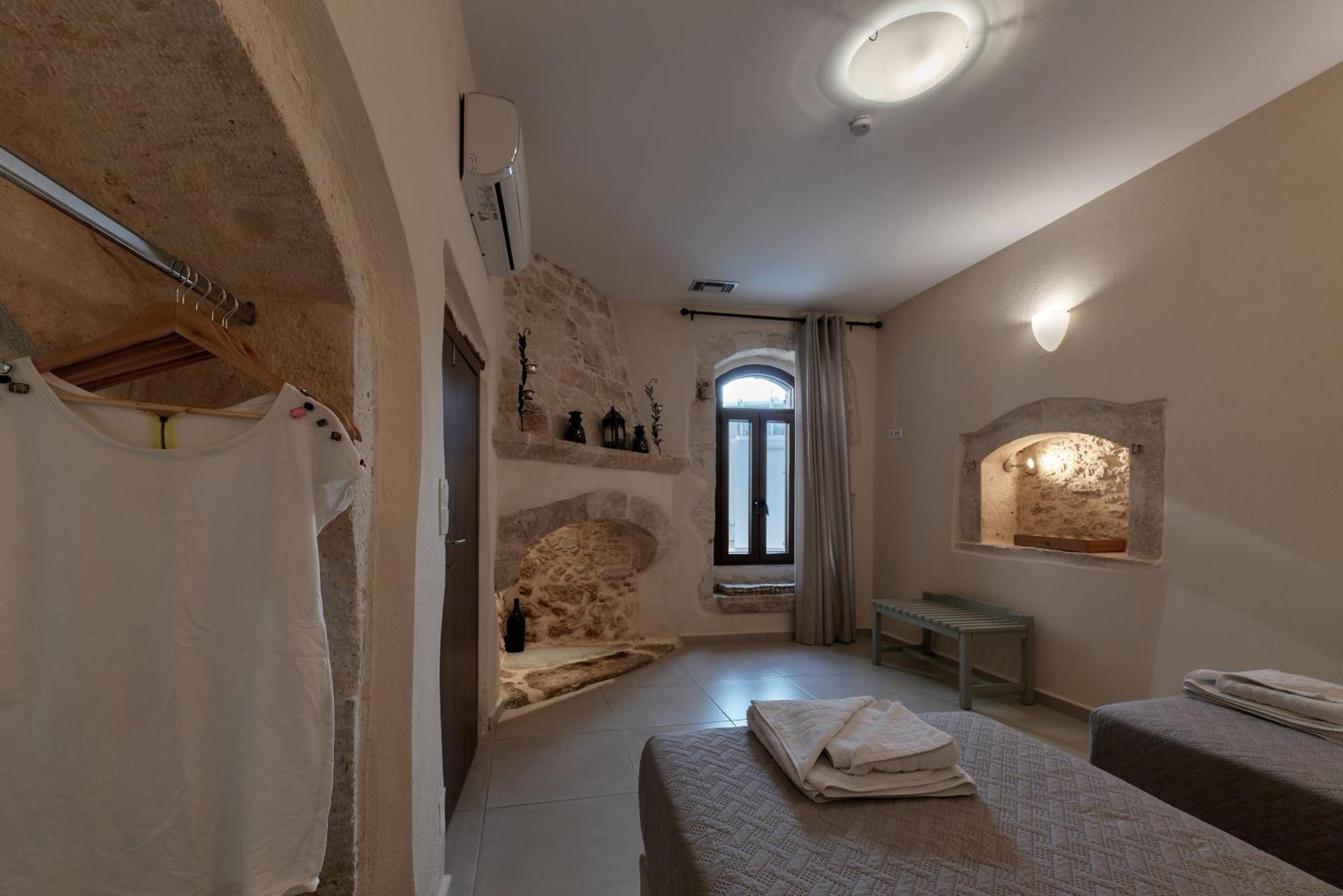 Stone Villa With Swimming Pool-Bbq! Melidhónion 外观 照片