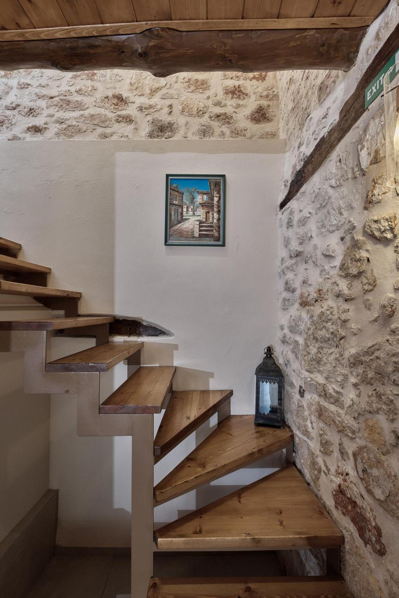 Stone Villa With Swimming Pool-Bbq! Melidhónion 外观 照片