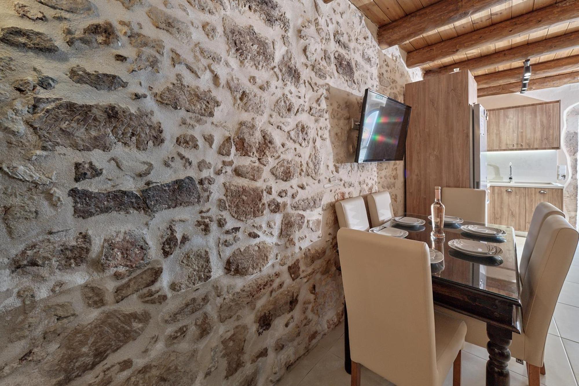 Stone Villa With Swimming Pool-Bbq! Melidhónion 外观 照片